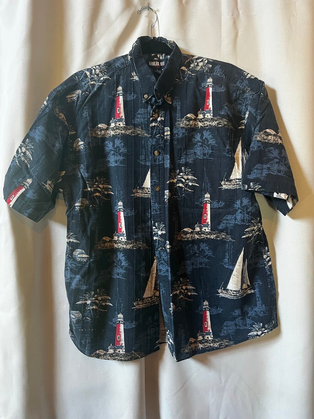 Keeler Bay Shirt ButtonUp Tropical Print Size L Sailboat Lighthouse Short Sleeve